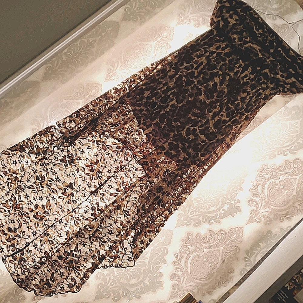 Animal print strapless dress